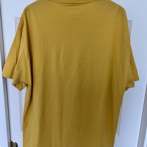 Champion T-Shirt - Picture 2 of 3